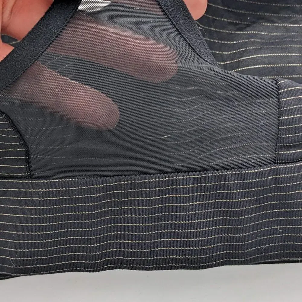 Lululemon Black Thin Stripe Speed Up Bra Anti-Stink Mesh Racerback Size 4